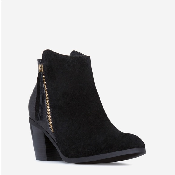 Shoes - Picture 2 of 2